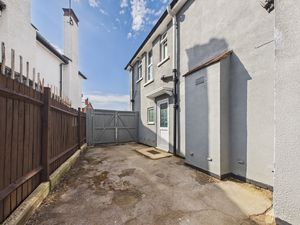 Side Access- click for photo gallery